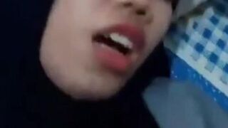 Persistent Moans in Exciting Group Sex