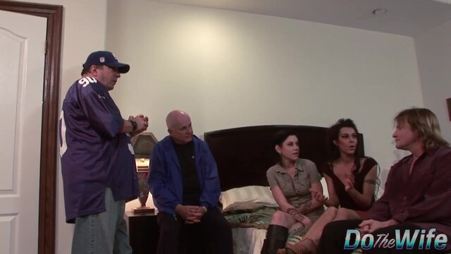 DO THE WIFE - Lesbian Couple Seeks a Sperm Donor (Lou Charmelle, Cadence St  John, Cadence St John)