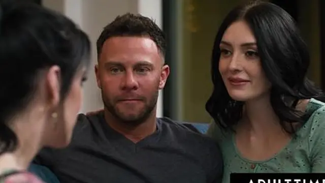 Pregnant Charlotte Wants Hubby toFuck Doula; She’ll Watch!