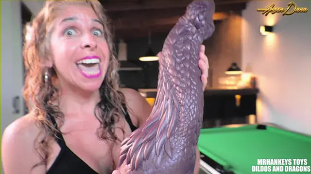 DILDOS AND DRAGON SEXPLAY REVIEW