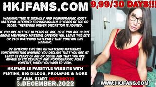 Hot Kinky Jo ultra stretchable anal👌 with massive red dildo from Mr Hankey & butt🍑 prolapse fun