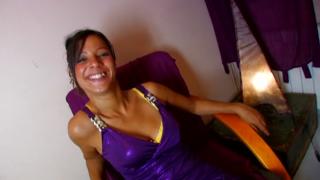 French slut enjoys deep penetration with a stiff dick🍆