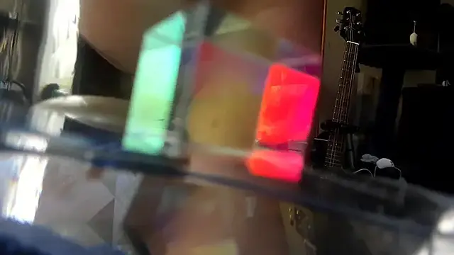 Amateur babe in sexy lingerie chats on webcam