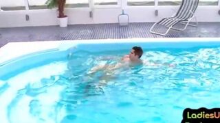 Lesbian sex swap with cunnilingus, 69, and anal👌 play by the pool